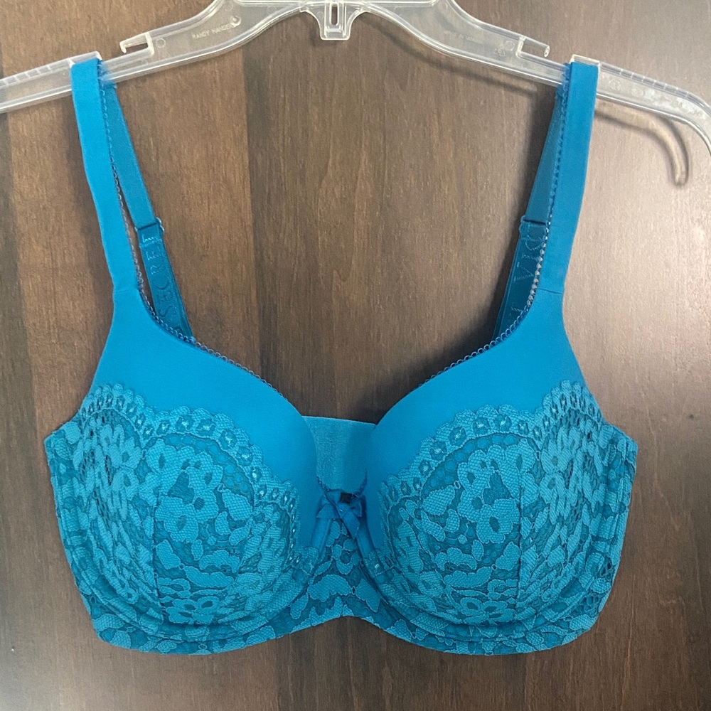 Sale! Victoria's Secret Vibrant Blue Lace Bra, lined Demi underwire 34DDD